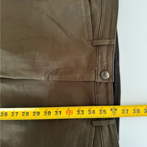 Women’s Express Olive Green Stretch Straight Leg Dress Pant Size 8R Business - Picture 7 of 7